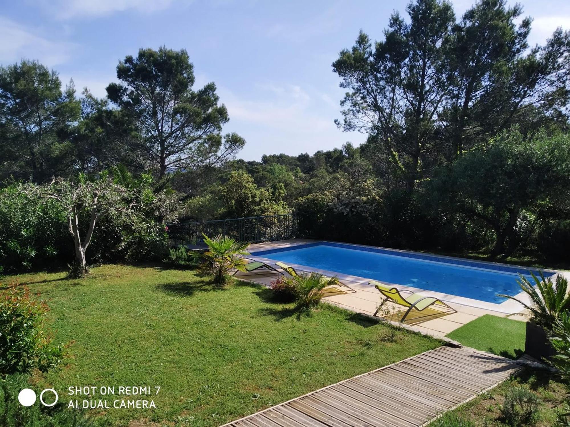 Proche Uzes Petit Gite Avec Grande Cuisine D'Ete Et Piscine Saint-Siffret Dış mekan fotoğraf